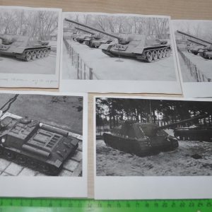 Tanks in museums SU-100 Red Army USSR Russian Lot Soviet Photo