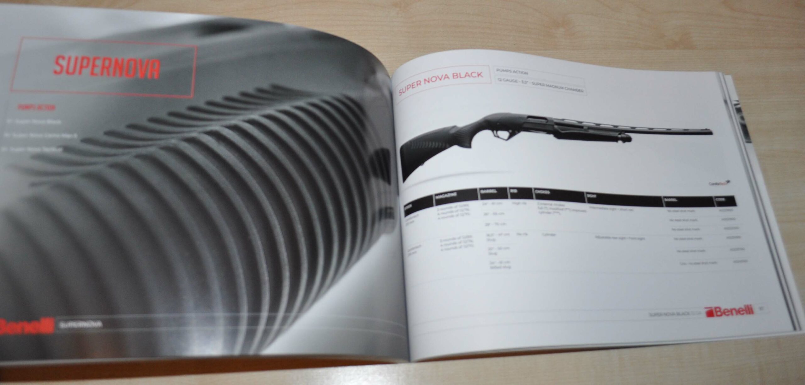 Benelli General Shotguns Pistols Rifle Catalogue Brochure 136p ENG