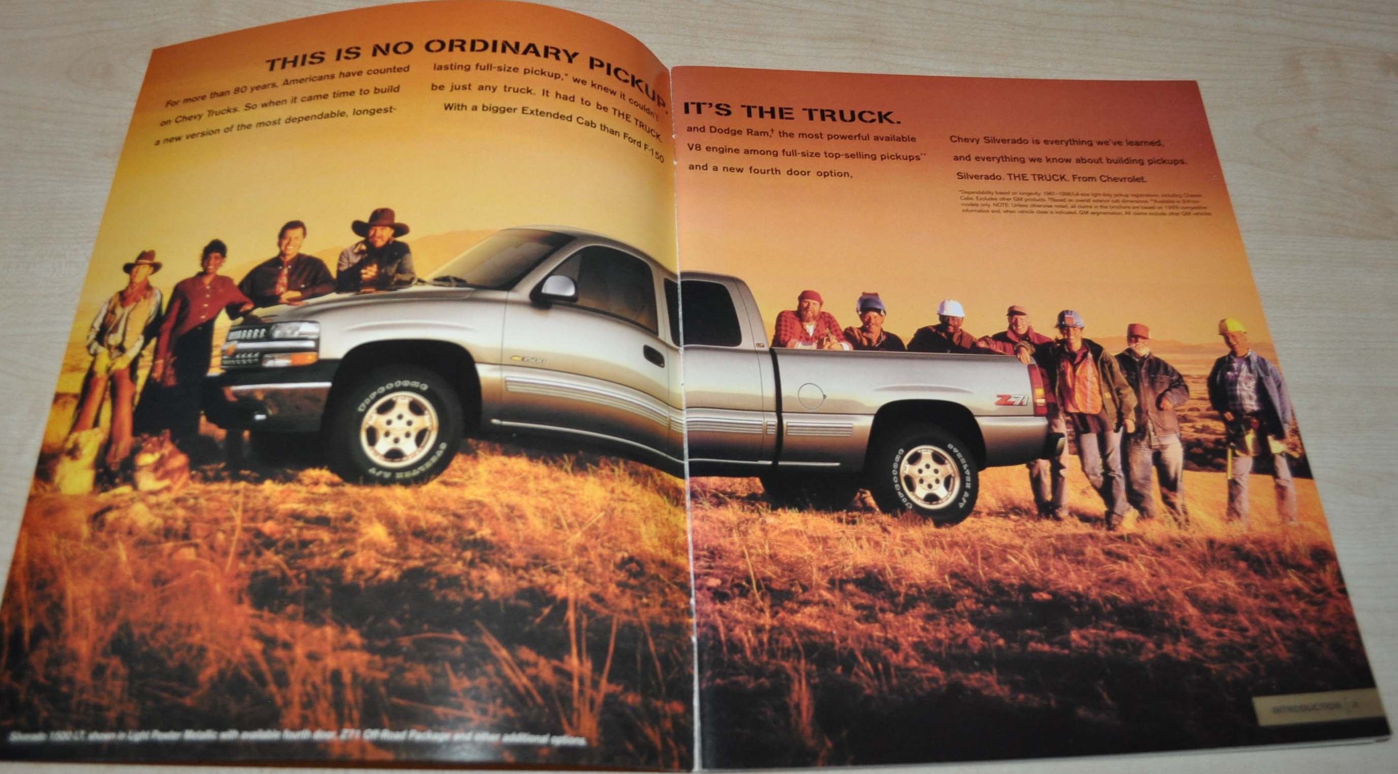 2000 Chevrolet Chevy Silverado Sales Catalog Brochure Prospekt AUTO