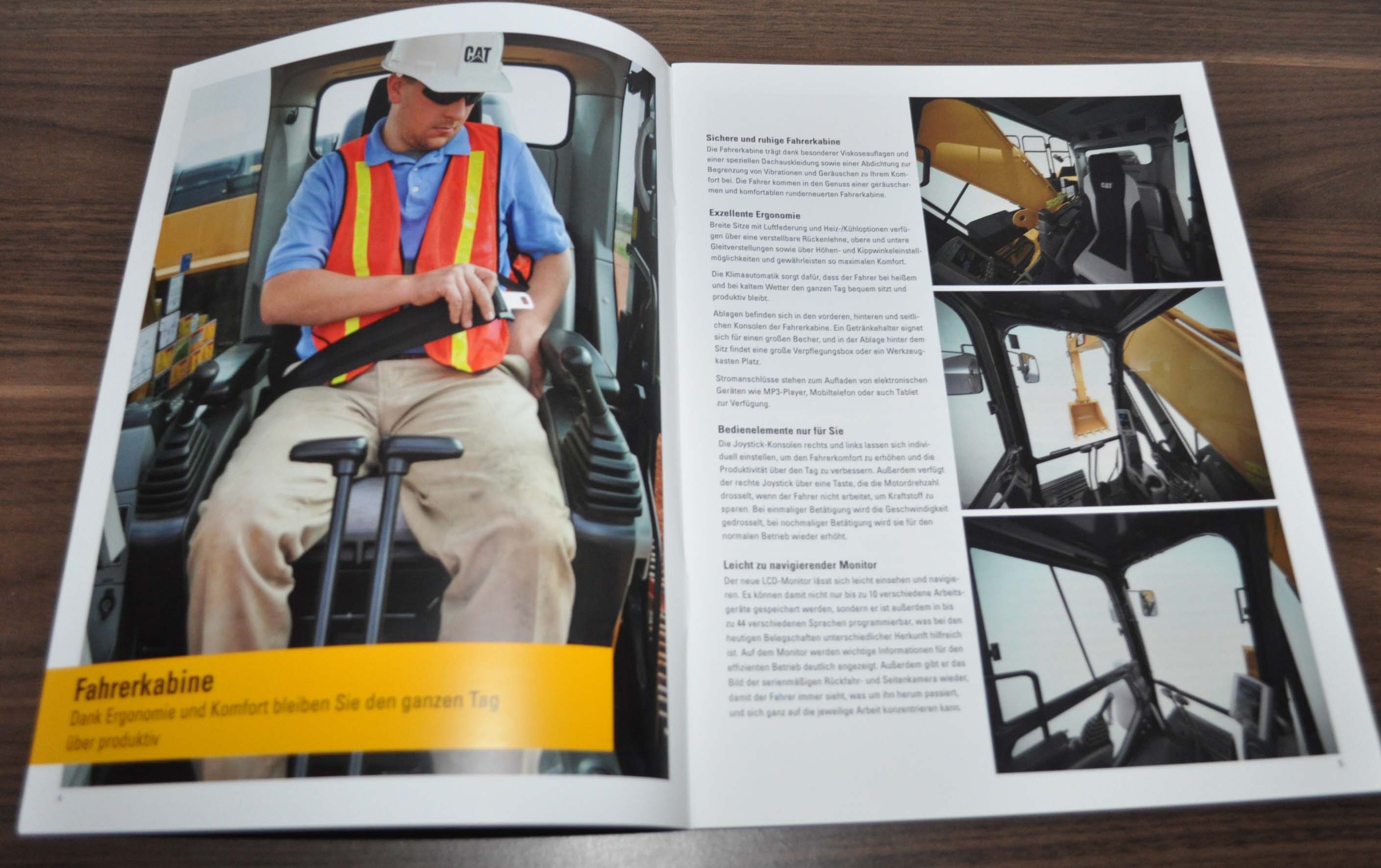 Caterpillar 326F L/F LN Bagger Excavator Cat Specification Brochure Prospekt DE AUTO BROCHURE