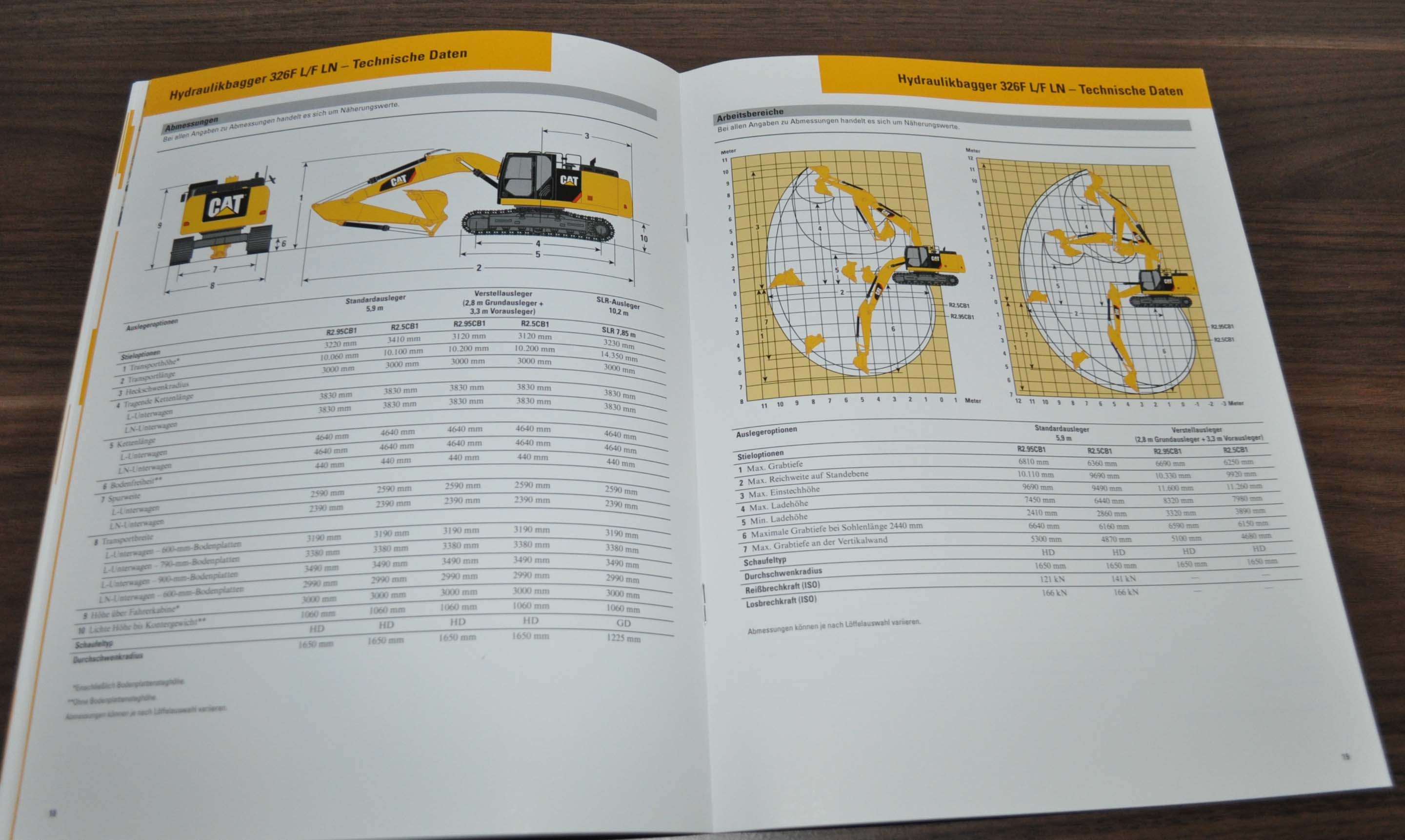 Caterpillar 326F L/F LN Bagger Excavator Cat Specification Brochure Prospekt DE AUTO BROCHURE