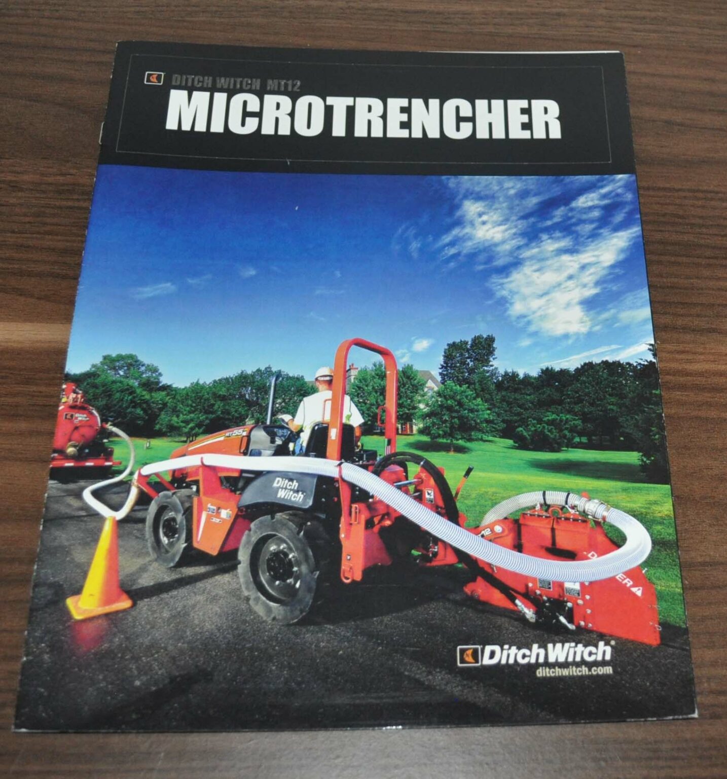 Ditch Witch MT12 Micro Trencher Tractor Brochure Prospekt AUTO BROCHURE